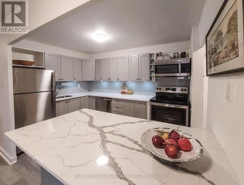 610 - 583 Mornington Avenue, London, ON - Indoor Photo Showing Kitchen