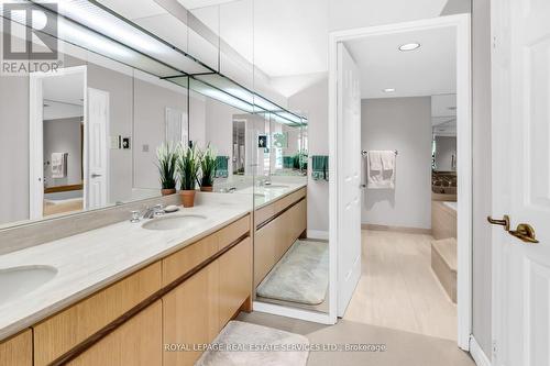 603 - 130 Carlton Street, Toronto (Cabbagetown-South St. James Town), ON - Indoor Photo Showing Bathroom