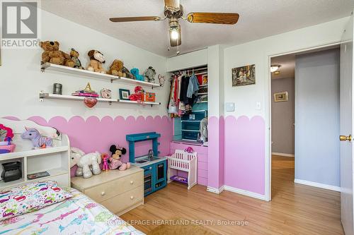 22 - 311 Vesta Road, London, ON - Indoor Photo Showing Bedroom