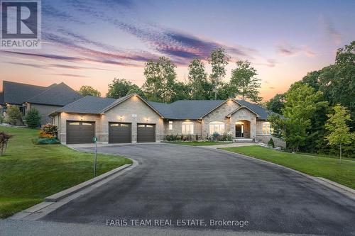 28 Timber Wolf Trail, Springwater (Minesing), ON - Outdoor With Facade