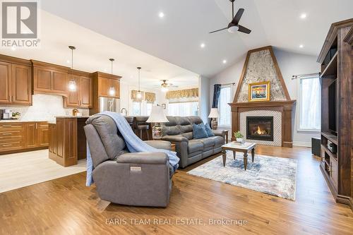 28 Timber Wolf Trail, Springwater (Minesing), ON - Indoor Photo Showing Living Room With Fireplace