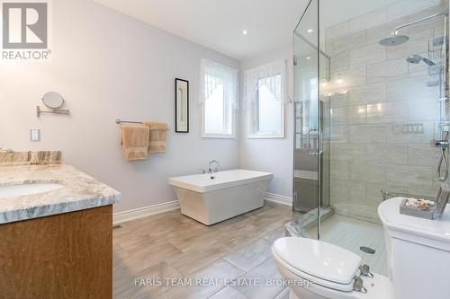 28 Timber Wolf Trail, Springwater (Minesing), ON - Indoor Photo Showing Bathroom