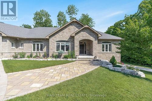 28 Timber Wolf Trail, Springwater (Minesing), ON - Outdoor With Facade