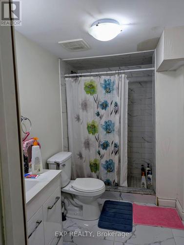 30 Truro Circle, Brampton, ON - Indoor Photo Showing Bathroom