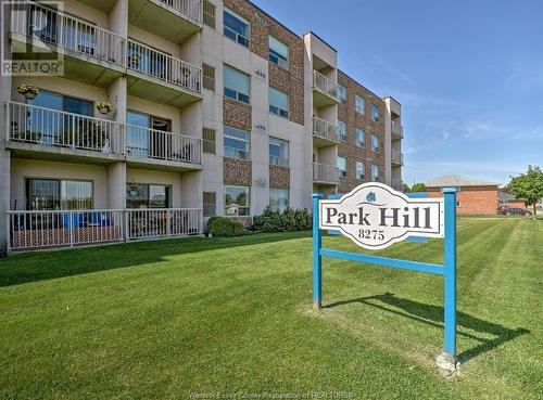 8275 Wyandotte Street East Unit# 107, Windsor, ON - Outdoor