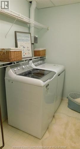 8275 Wyandotte Street East Unit# 107, Windsor, ON - Indoor Photo Showing Laundry Room