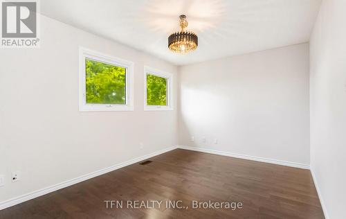 1308 Valerie Crescent, Oakville (Clearview), ON - Indoor Photo Showing Other Room