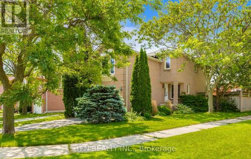 1308 Valerie Crescent, Oakville (Clearview), ON - Outdoor