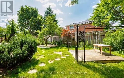 1308 Valerie Crescent, Oakville (Clearview), ON - Outdoor