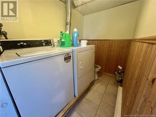 140 Edward Street, Dalhousie, NB - Indoor Photo Showing Laundry Room