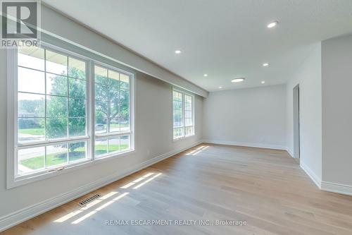 414 Bryant Crescent, Burlington (Appleby), ON - Indoor Photo Showing Other Room