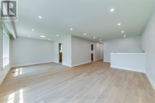 414 Bryant Crescent, Burlington (Appleby), ON - Indoor Photo Showing Other Room