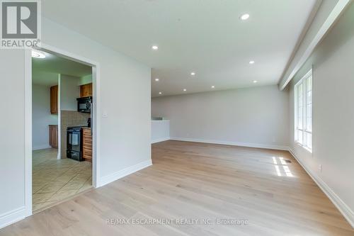 414 Bryant Crescent, Burlington (Appleby), ON - Indoor Photo Showing Other Room