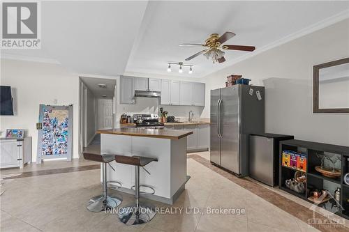 1206 Bayview Drive, Ottawa, ON - Indoor Photo Showing Kitchen