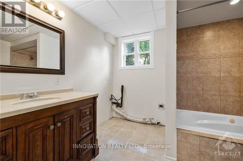 1206 Bayview Drive, Ottawa, ON - Indoor Photo Showing Bathroom