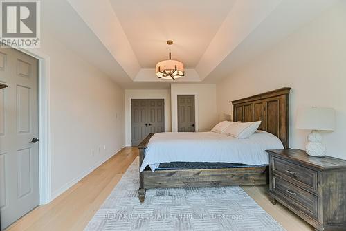 2498 Longridge Crescent, Oakville (River Oaks), ON - Indoor Photo Showing Bedroom