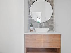 Powder room - 