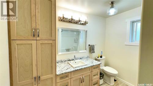 309 9Th Street, Bladworth, SK - Indoor Photo Showing Bathroom