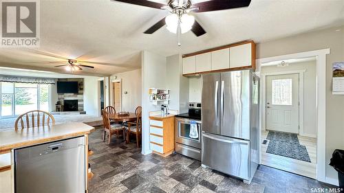 309 9Th Street, Bladworth, SK - Indoor Photo Showing Kitchen