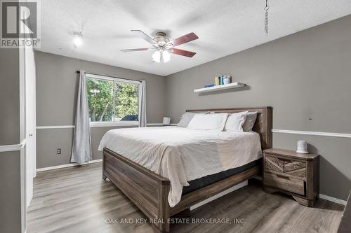 31 Cleveland Place, London, ON - Indoor Photo Showing Bedroom