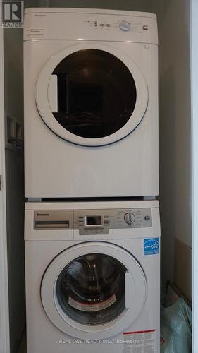 4905 - 70 Temperance Street, Toronto, ON - Indoor Photo Showing Laundry Room