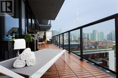 1014 - 560 King Street W, Toronto (Waterfront Communities), ON - Indoor Photo Showing Bathroom