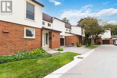 8 - 770 Fanshawe Park Road, London, ON - Outdoor