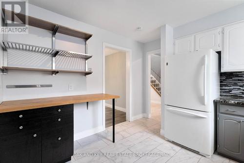 8 - 770 Fanshawe Park Road, London, ON - Indoor Photo Showing Kitchen