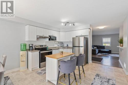 4 - 3320 Meadowgate Boulevard, London, ON - Indoor Photo Showing Kitchen