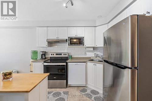 4 - 3320 Meadowgate Boulevard, London, ON - Indoor Photo Showing Kitchen