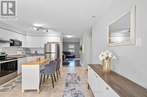 4 - 3320 Meadowgate Boulevard, London, ON - Indoor Photo Showing Kitchen With Double Sink