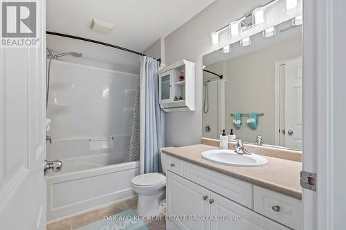 4 - 3320 Meadowgate Boulevard, London, ON - Indoor Photo Showing Bathroom