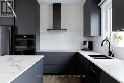 62 Crestview Drive, Middlesex Centre (Komoka), ON - Indoor Photo Showing Kitchen With Double Sink