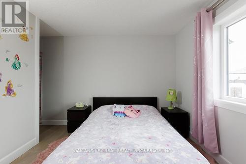 62 Crestview Drive, Middlesex Centre (Komoka), ON - Indoor Photo Showing Bedroom