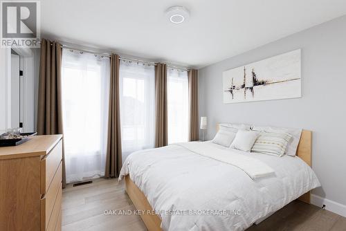 62 Crestview Drive, Middlesex Centre (Komoka), ON - Indoor Photo Showing Bedroom