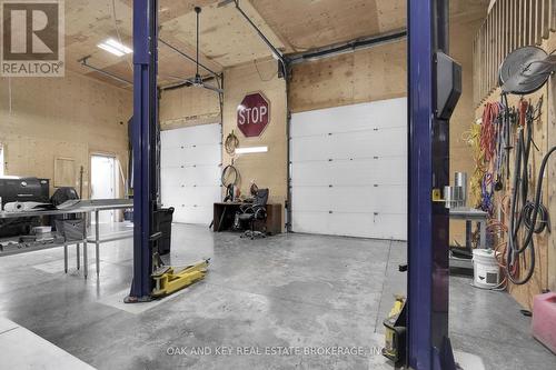 heated garage/worksho - 29830 Centre Road, Strathroy-Caradoc, ON 