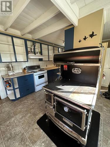 4 Dandy Lane, Trinity, NL - Indoor Photo Showing Kitchen