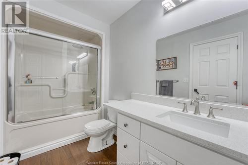 833 Talbot Road East, Wheatley, ON - Indoor Photo Showing Bathroom