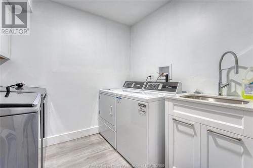 833 Talbot Road East, Wheatley, ON - Indoor Photo Showing Laundry Room