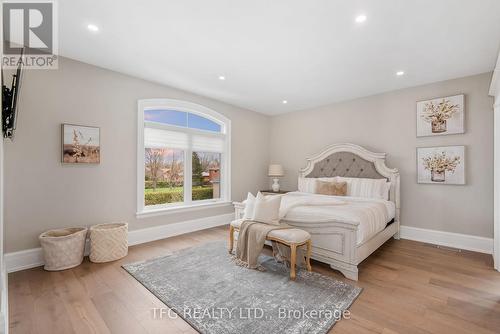 3011 Rundle Road, Clarington (Bowmanville), ON - Indoor Photo Showing Bedroom