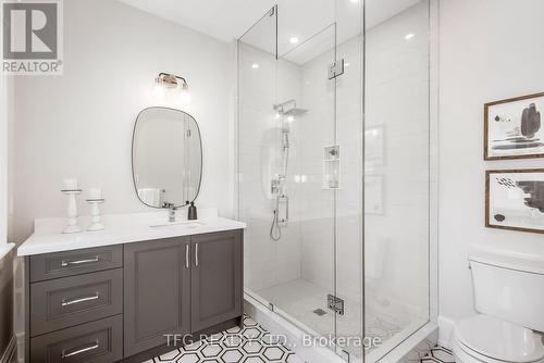 3011 Rundle Road, Clarington (Bowmanville), ON - Indoor Photo Showing Bathroom