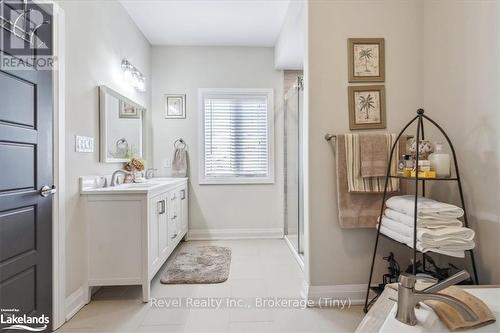 59 Trout Lane, Tiny, ON - Indoor Photo Showing Bathroom