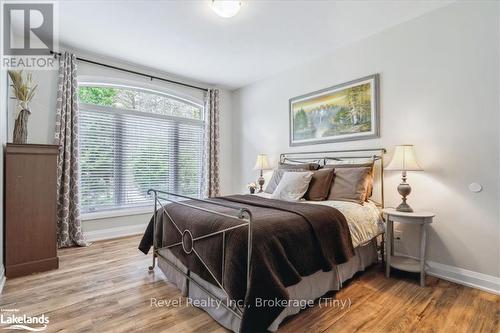 59 Trout Lane, Tiny, ON - Indoor Photo Showing Bedroom