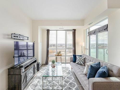 408-55 Yorkland Blvd, Brampton, ON - Indoor Photo Showing Living Room