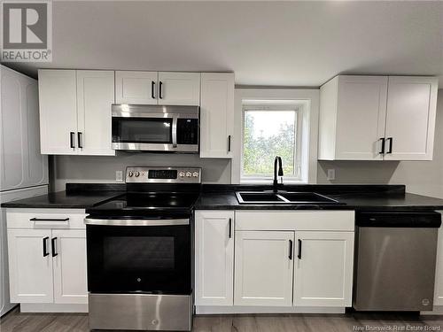 3313 Main Street, Salisbury, NB - Indoor Photo Showing Kitchen With Double Sink