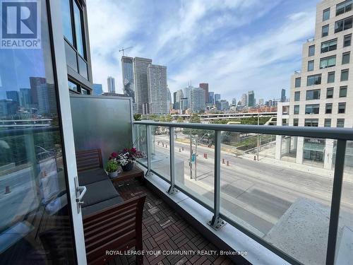 343 - 15 Merchant'S Wharf Way, Toronto (Waterfront Communities), ON - Outdoor