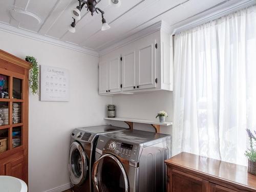 Powder room - 1007 Ch. Du Rivage, Saint-Antoine-Sur-Richelieu, QC - Indoor Photo Showing Laundry Room