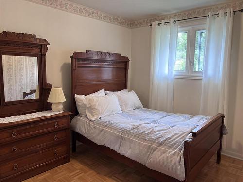 19 Lloyd Irwin Street, Marathon, ON - Indoor Photo Showing Bedroom