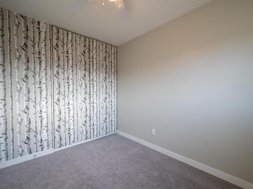 647/649 Reemon Drive, Kamloops, BC - Indoor Photo Showing Other Room