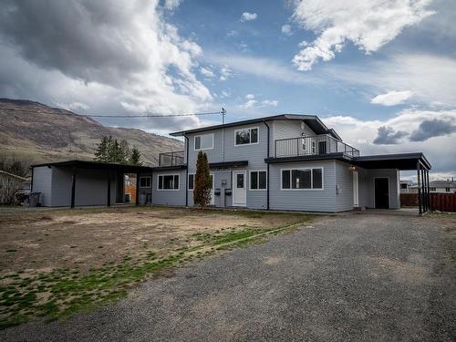 647/649 Reemon Drive, Kamloops, BC - Outdoor